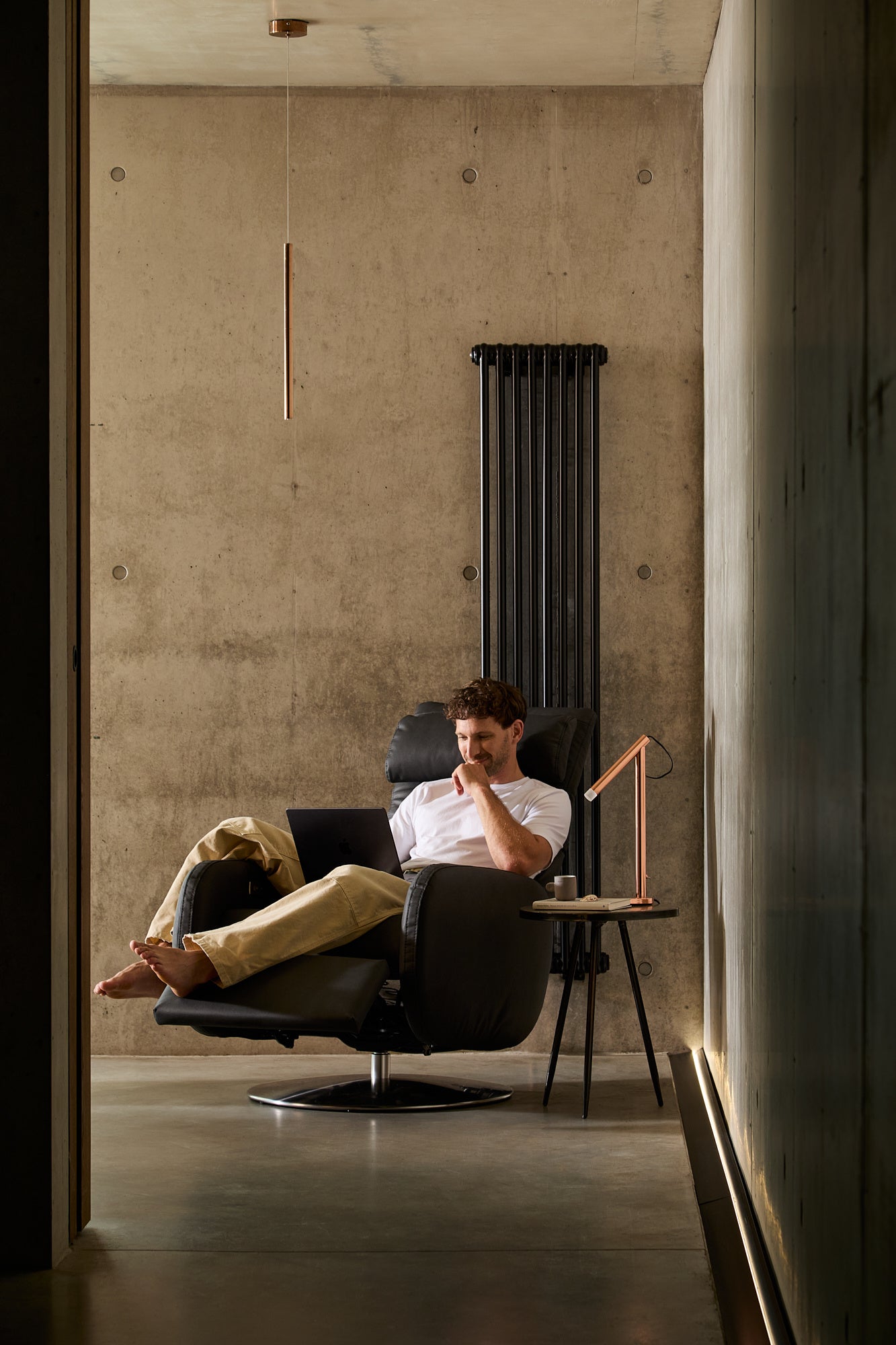 Lars reclining armchair