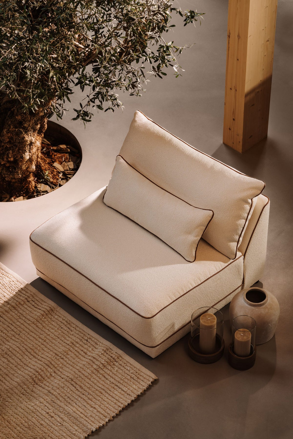Yves pouf